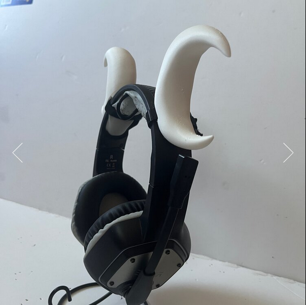 Crescent Horns