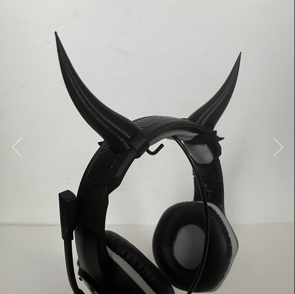 Devil Horns