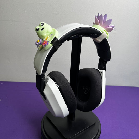Frog and Lily (RTS)