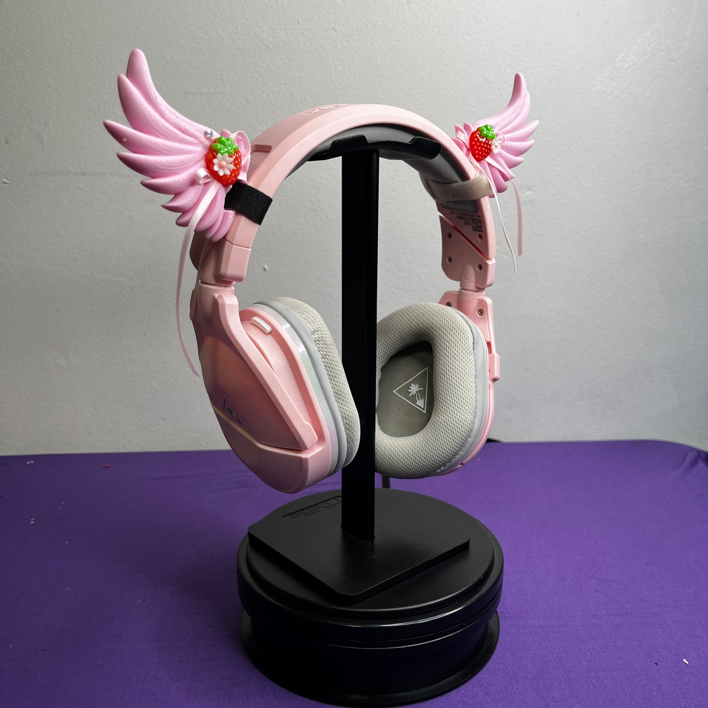 Strawberry Wings (RTS)