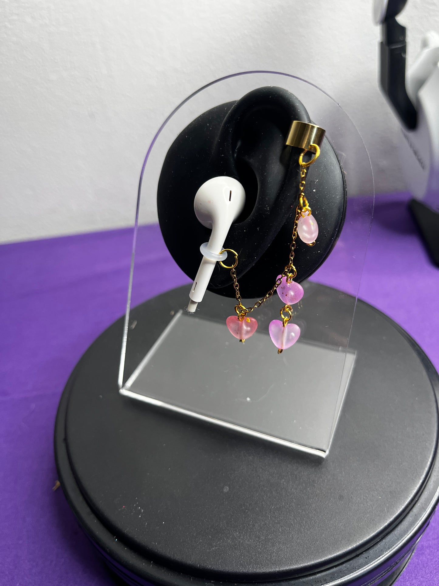 Speckled Heart Ear Cuff