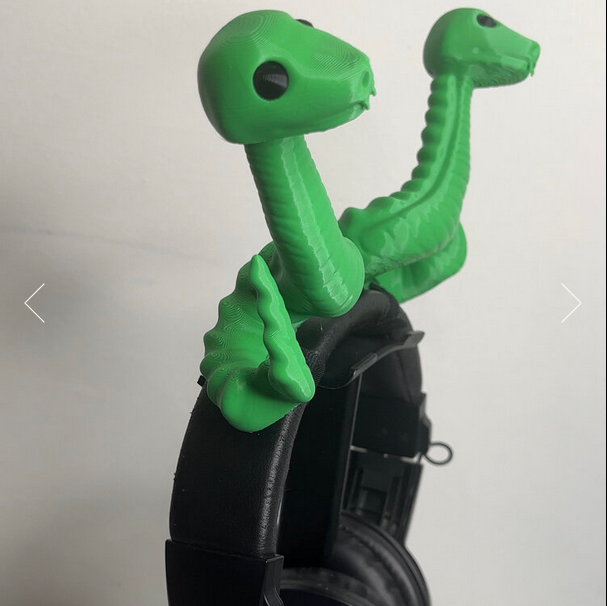 Snakes – Trinket Sorceress