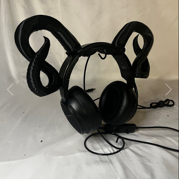 Serpent Horns